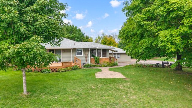3325 440th Street, Harris, MN 55032