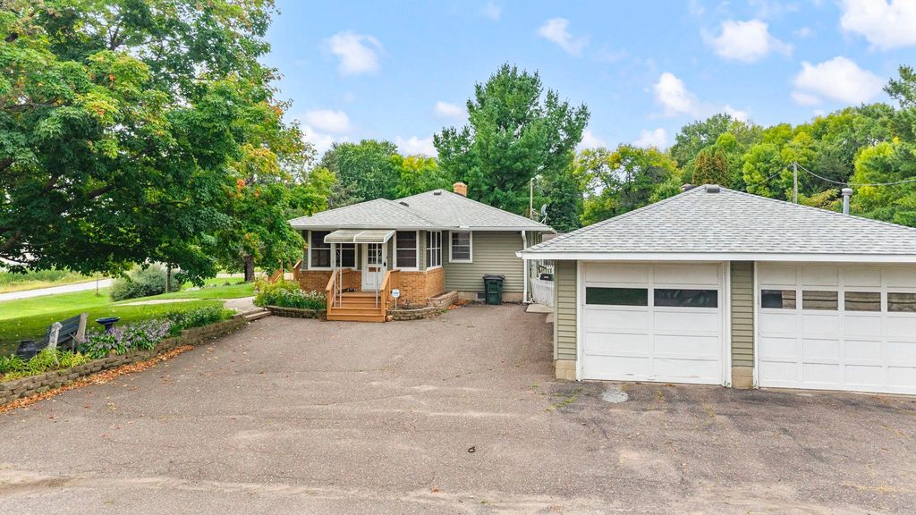 3325 440th Street, Harris, MN 55032