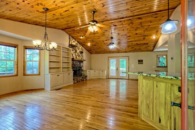 20 Berry Trace, Murphy, NC 28906