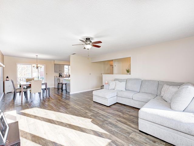 1018 Pamela Drive, Plainfield, IN 46168