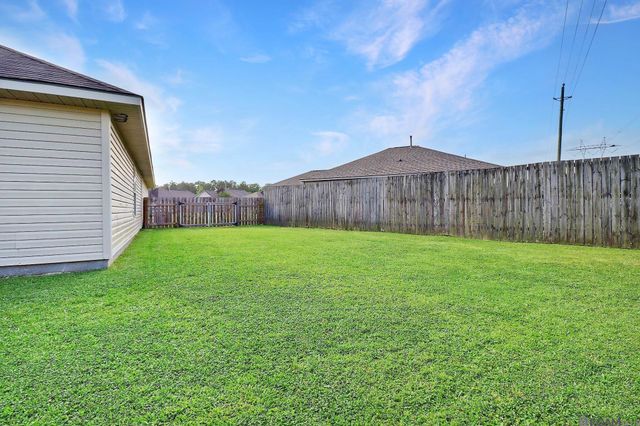 11377 Ashwood Ct, Denham Springs, LA 70726