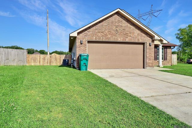 11377 Ashwood Ct, Denham Springs, LA 70726