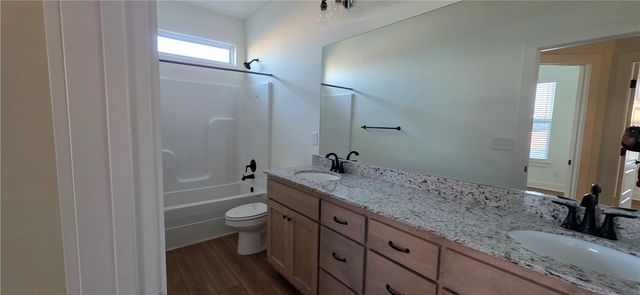 951 E Buchanan Street, Prairie Grove, AR 72753