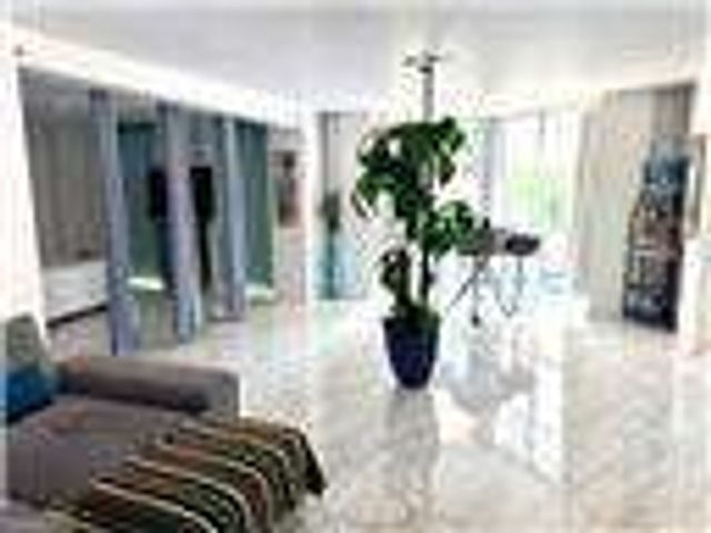 2870 Pharr Court South NW 305, Atlanta, GA 30305