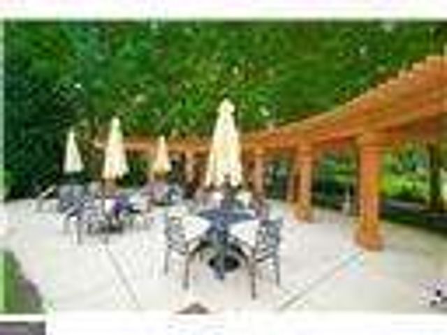 2870 Pharr Court South NW 305, Atlanta, GA 30305