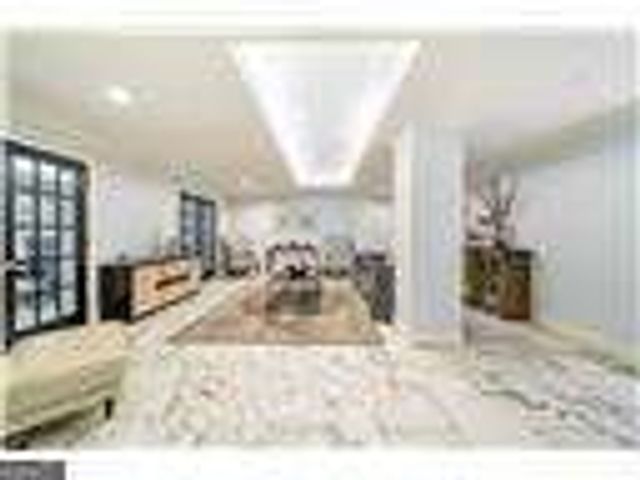 2870 Pharr Court South NW 305, Atlanta, GA 30305