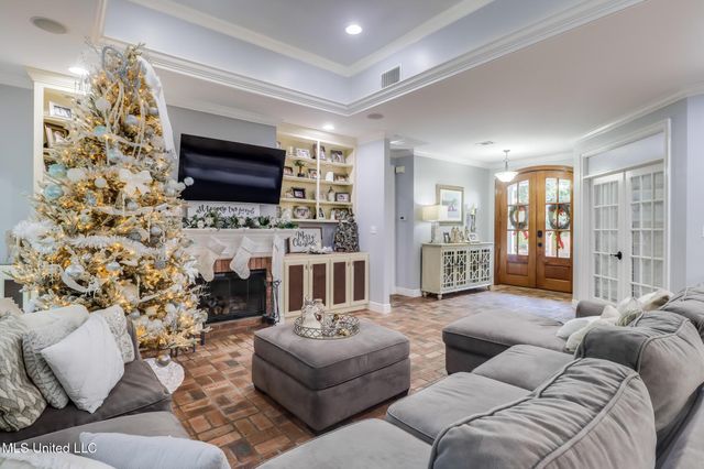 5015 Courthouse Road, Gulfport, MS 39507