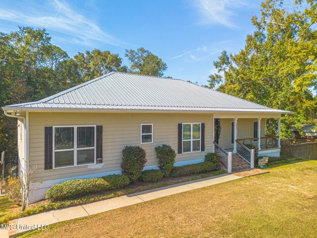 5015 Courthouse Road, Gulfport, MS 39507