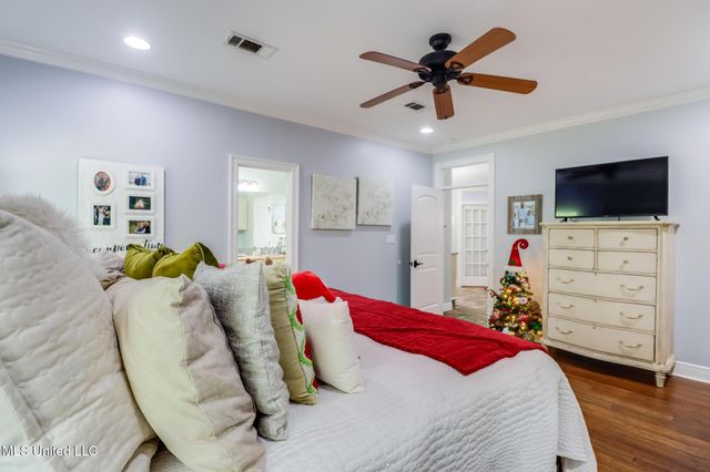 5015 Courthouse Road, Gulfport, MS 39507