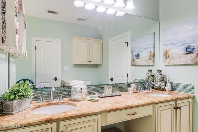 5015 Courthouse Road, Gulfport, MS 39507