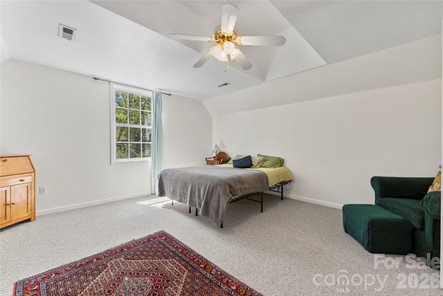 64 Wyoming Road, Asheville, NC 28803