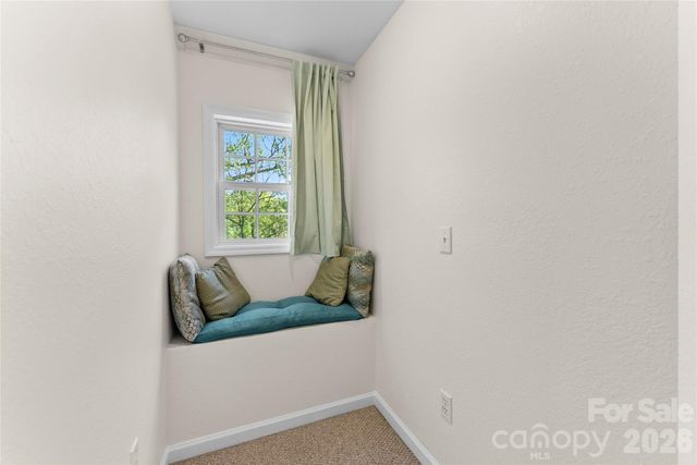 64 Wyoming Road, Asheville, NC 28803