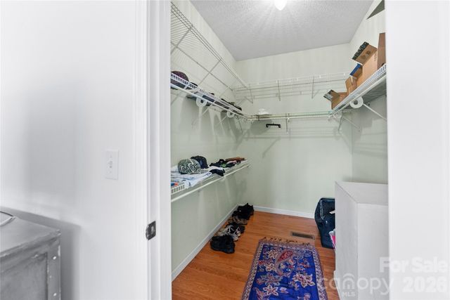 64 Wyoming Road, Asheville, NC 28803