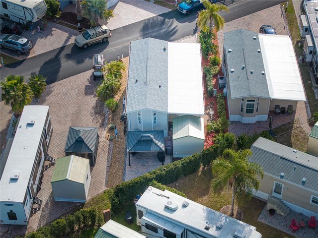 2415 CITRUS TREE ROAD, Clermont, FL 34714