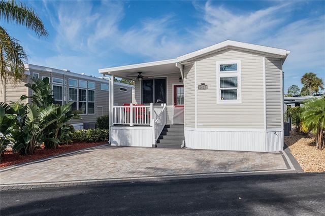 2415 CITRUS TREE ROAD, Clermont, FL 34714