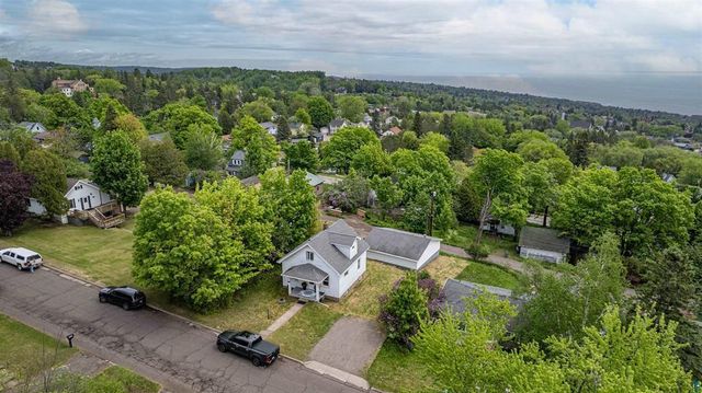 1428 Fern Avenue, Duluth, MN 55805