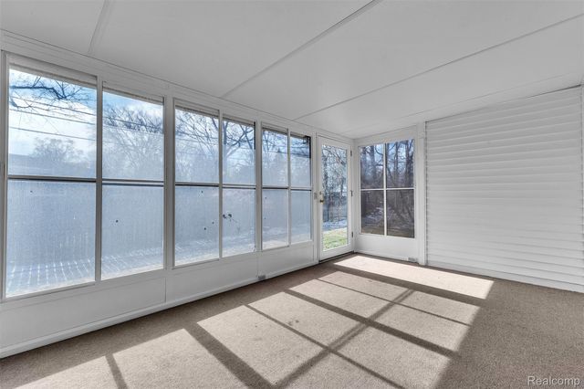 15 Lana Court 7, Mt. Clemens, MI 48043