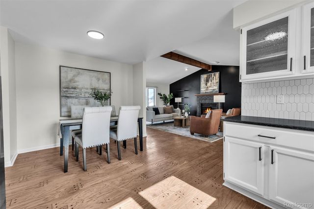 15 Lana Court 7, Mt. Clemens, MI 48043