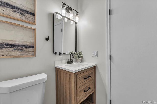 15 Lana Court 7, Mt. Clemens, MI 48043