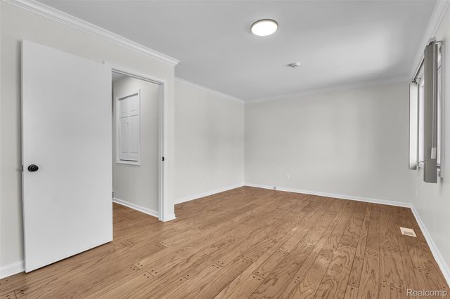 15 Lana Court 7, Mt. Clemens, MI 48043