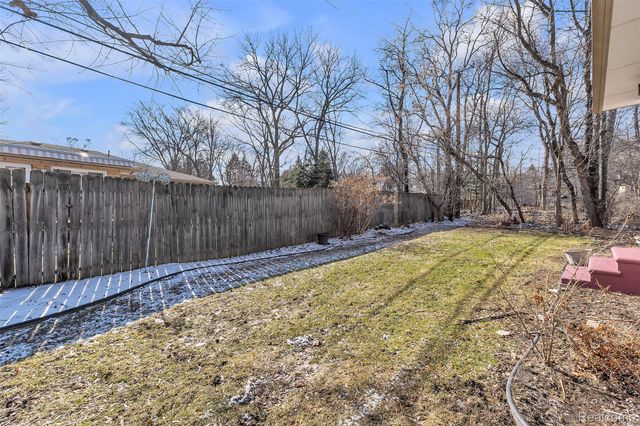 15 Lana Court 7, Mt. Clemens, MI 48043