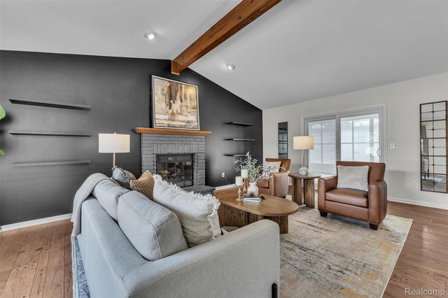 15 Lana Court 7, Mt. Clemens, MI 48043