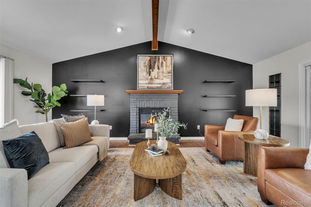 15 Lana Court 7, Mt. Clemens, MI 48043