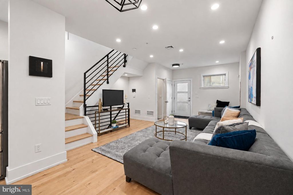 1305 N 27TH ST #5, PHILADELPHIA, PA 19121 — photo 3