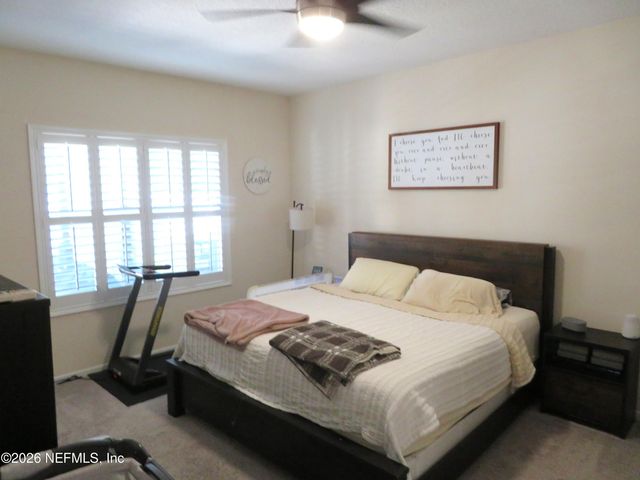 747 SUNNY STROLL Drive, Middleburg, FL 32068