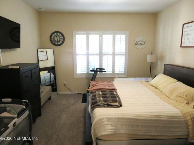 747 SUNNY STROLL Drive, Middleburg, FL 32068