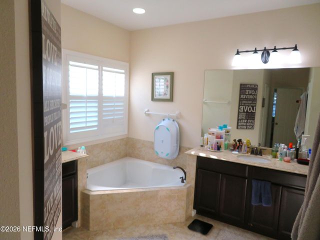 747 SUNNY STROLL Drive, Middleburg, FL 32068
