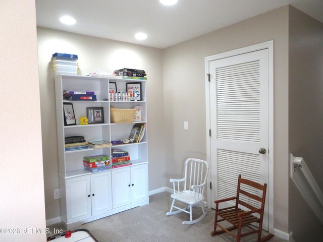 747 SUNNY STROLL Drive, Middleburg, FL 32068