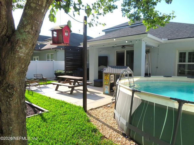 747 SUNNY STROLL Drive, Middleburg, FL 32068