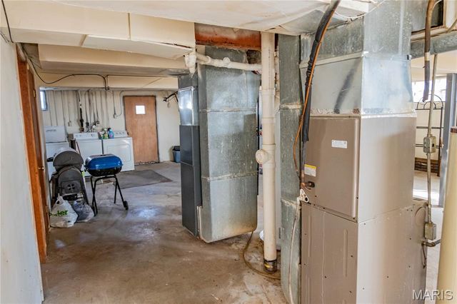 8331 Duryea Avenue, Jennings, MO 63136