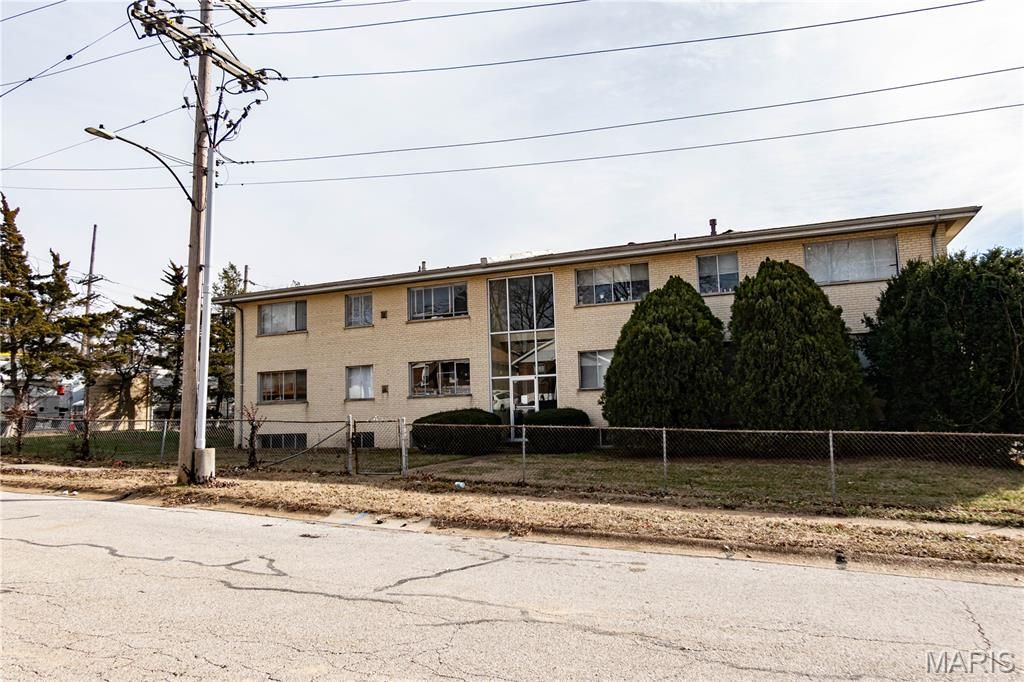 8331 Duryea Avenue, Jennings, MO 63136