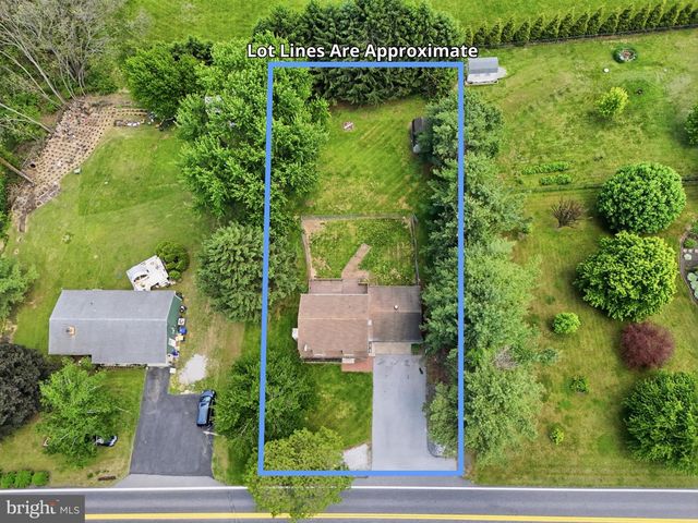 256 CAMP GROUND RD, Dillsburg, PA 17019