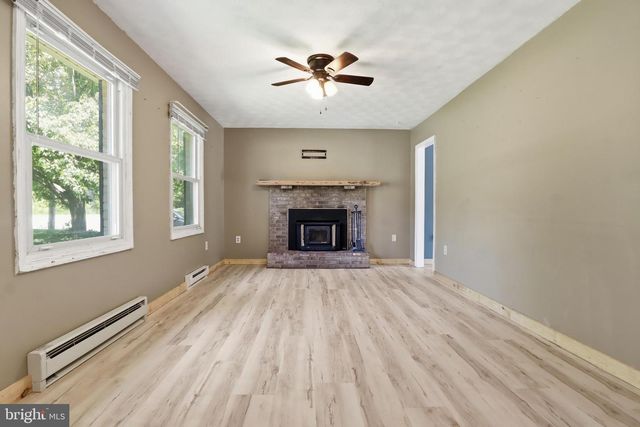256 CAMP GROUND RD, Dillsburg, PA 17019
