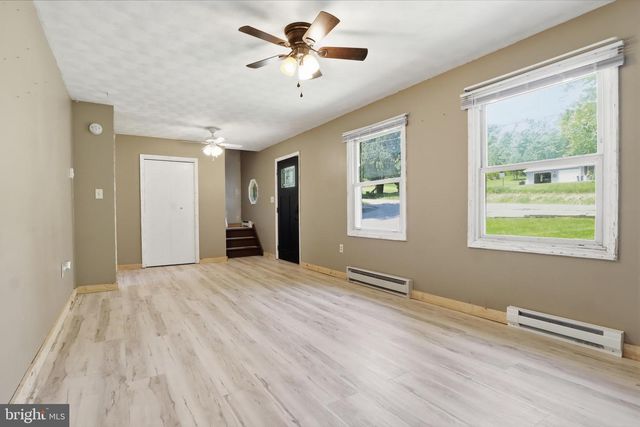256 CAMP GROUND RD, Dillsburg, PA 17019