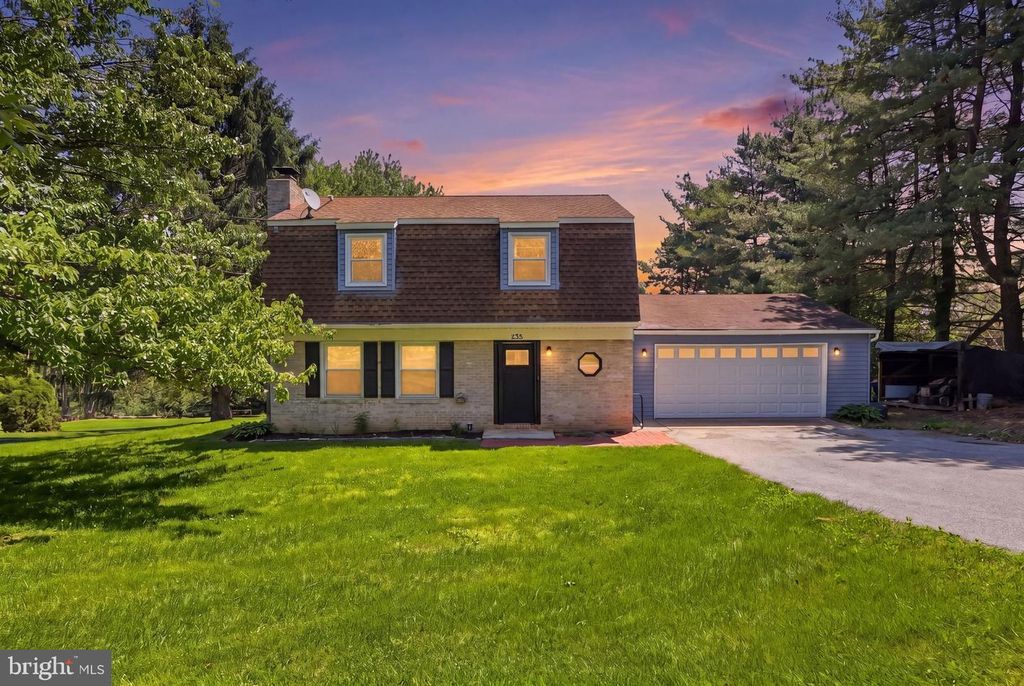 256 CAMP GROUND RD, Dillsburg, PA 17019