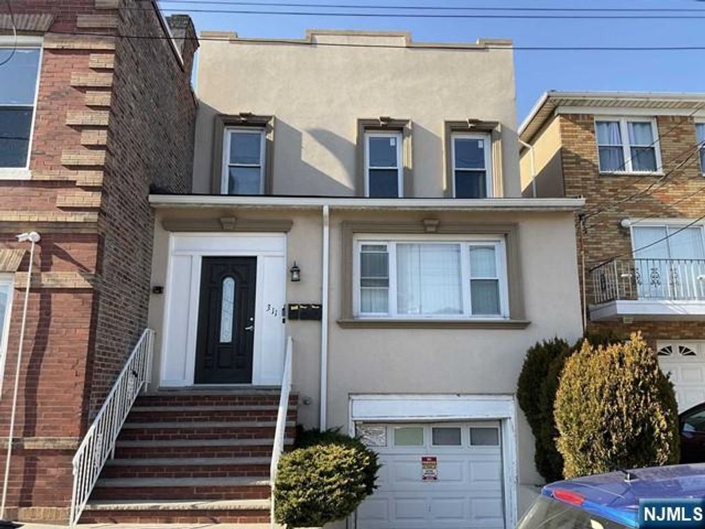 311 5th Street 2, Fairview, NJ 07022