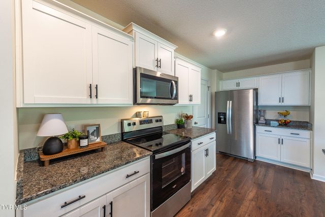 729 Newtons Way, Kingsport, TN 37663