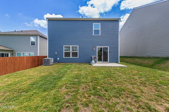 729 Newtons Way, Kingsport, TN 37663
