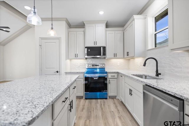 1314 Claude, Tyler, TX 75702