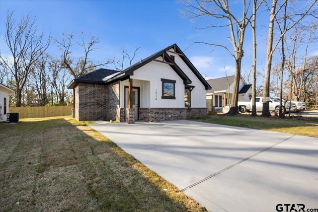 1314 Claude, Tyler, TX 75702