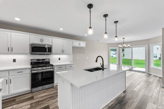 3418 Bruin Pass, Auburn, IN 46706