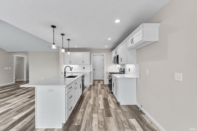 3418 Bruin Pass, Auburn, IN 46706