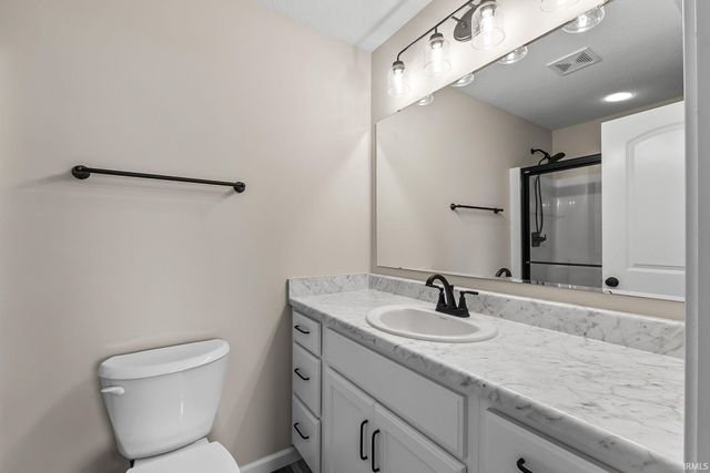 3418 Bruin Pass, Auburn, IN 46706