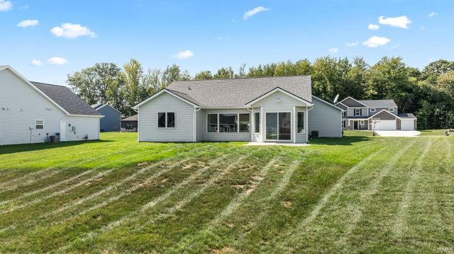 3418 Bruin Pass, Auburn, IN 46706