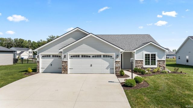 3418 Bruin Pass, Auburn, IN 46706