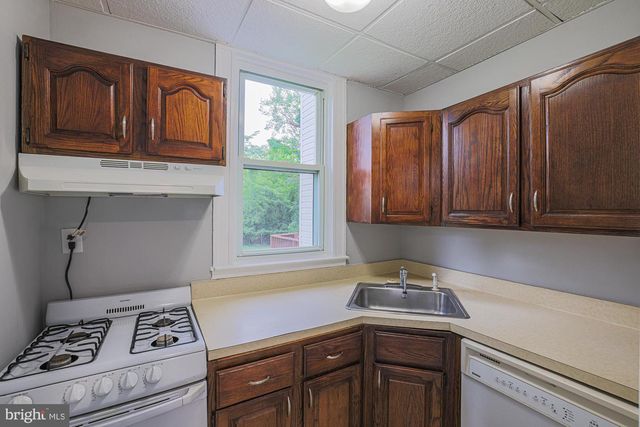 2811 TAYLOR AVE, Parkville, MD 21234